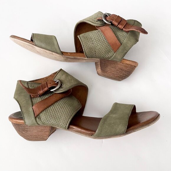 Miz Mooz Cheerful Green Leather Heeled Sandals Size 7 (38) - Picture 2 of 11